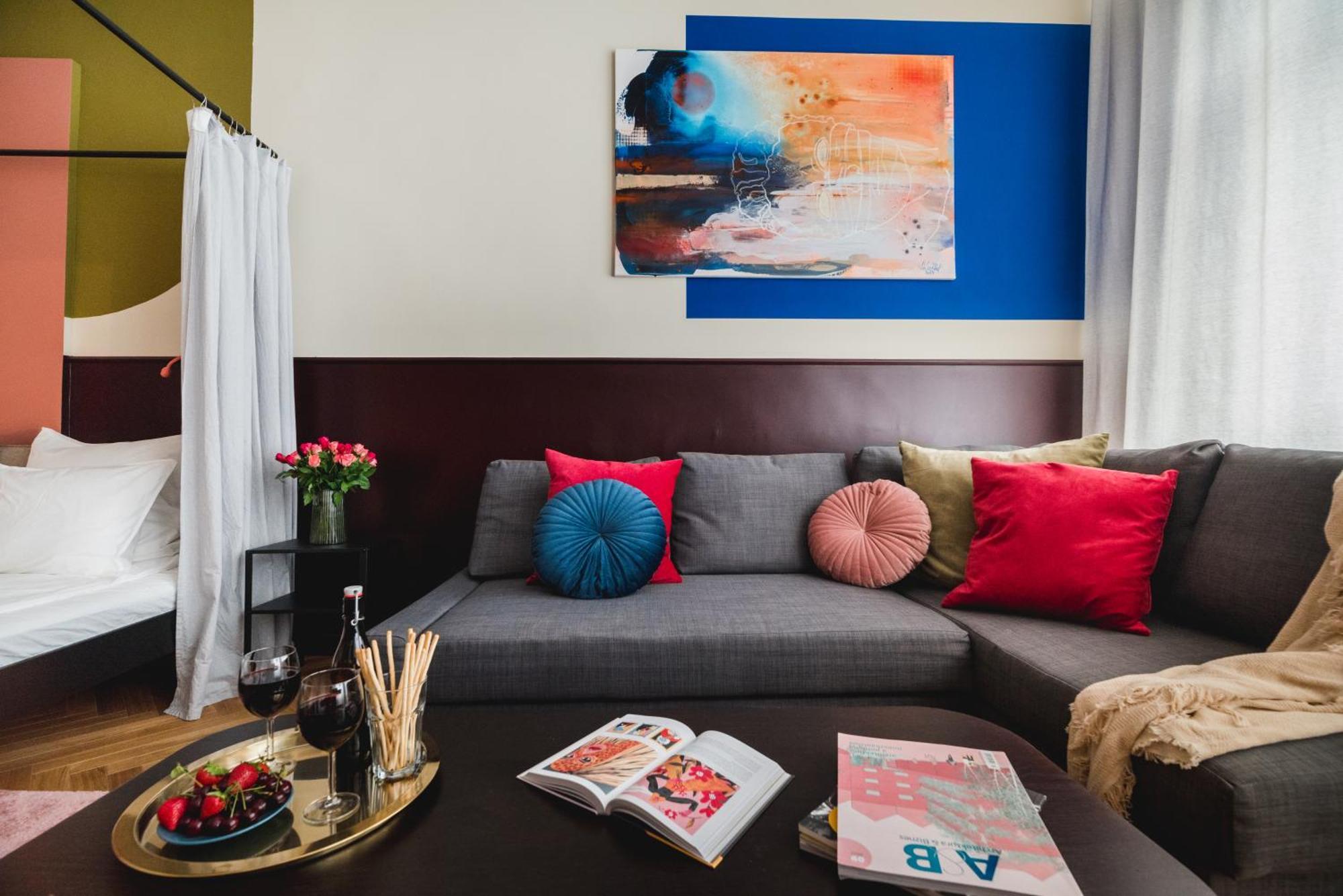 Quiet Luxury On Florianska Apartment Krakow Luaran gambar