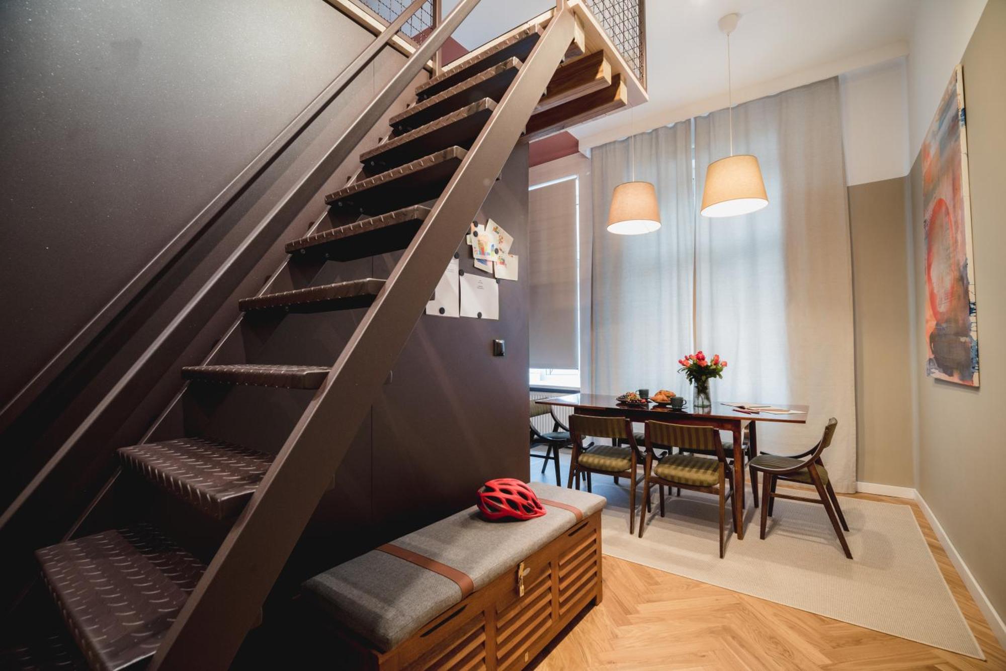 Quiet Luxury On Florianska Apartment Krakow Luaran gambar