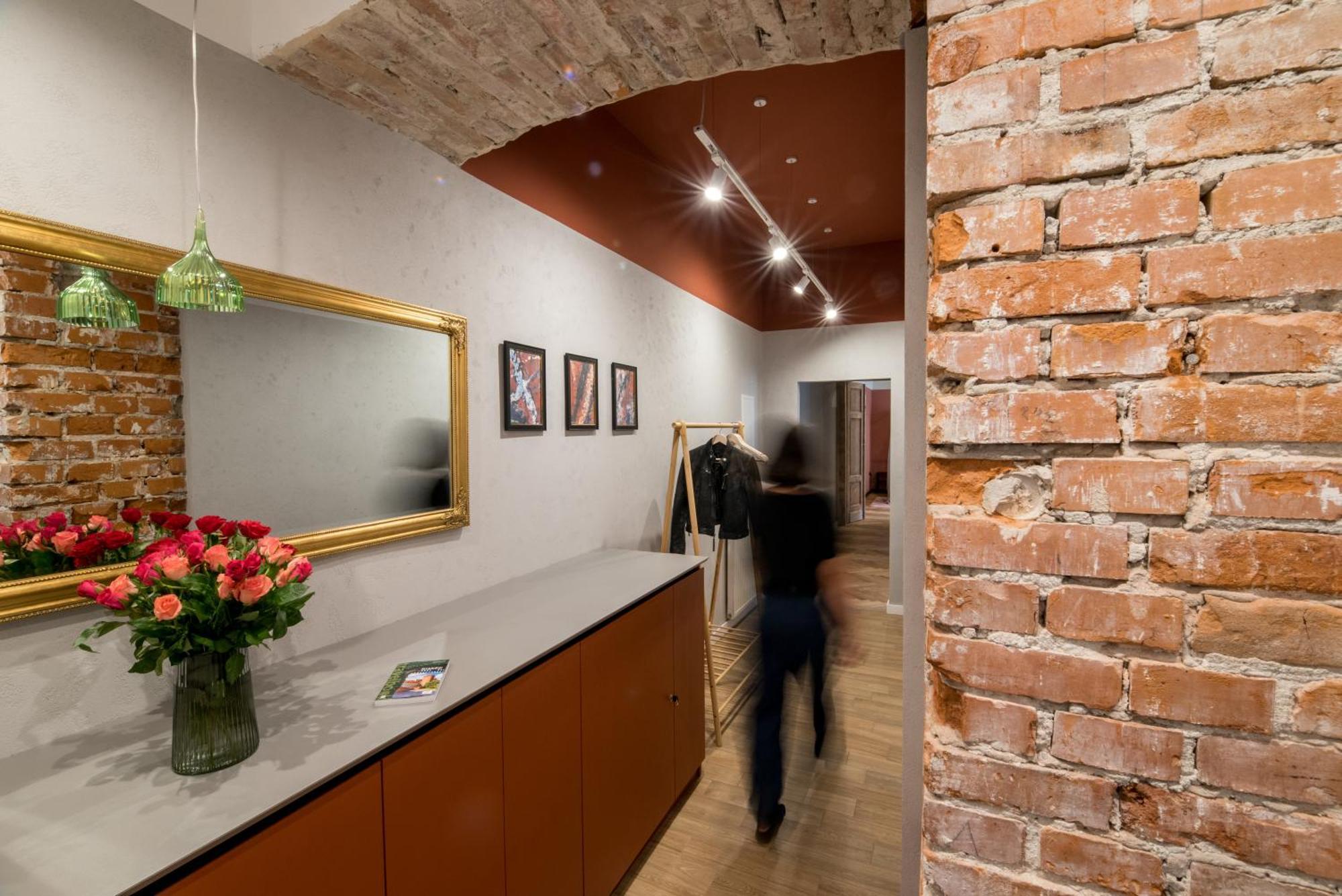 Quiet Luxury On Florianska Apartment Krakow Luaran gambar