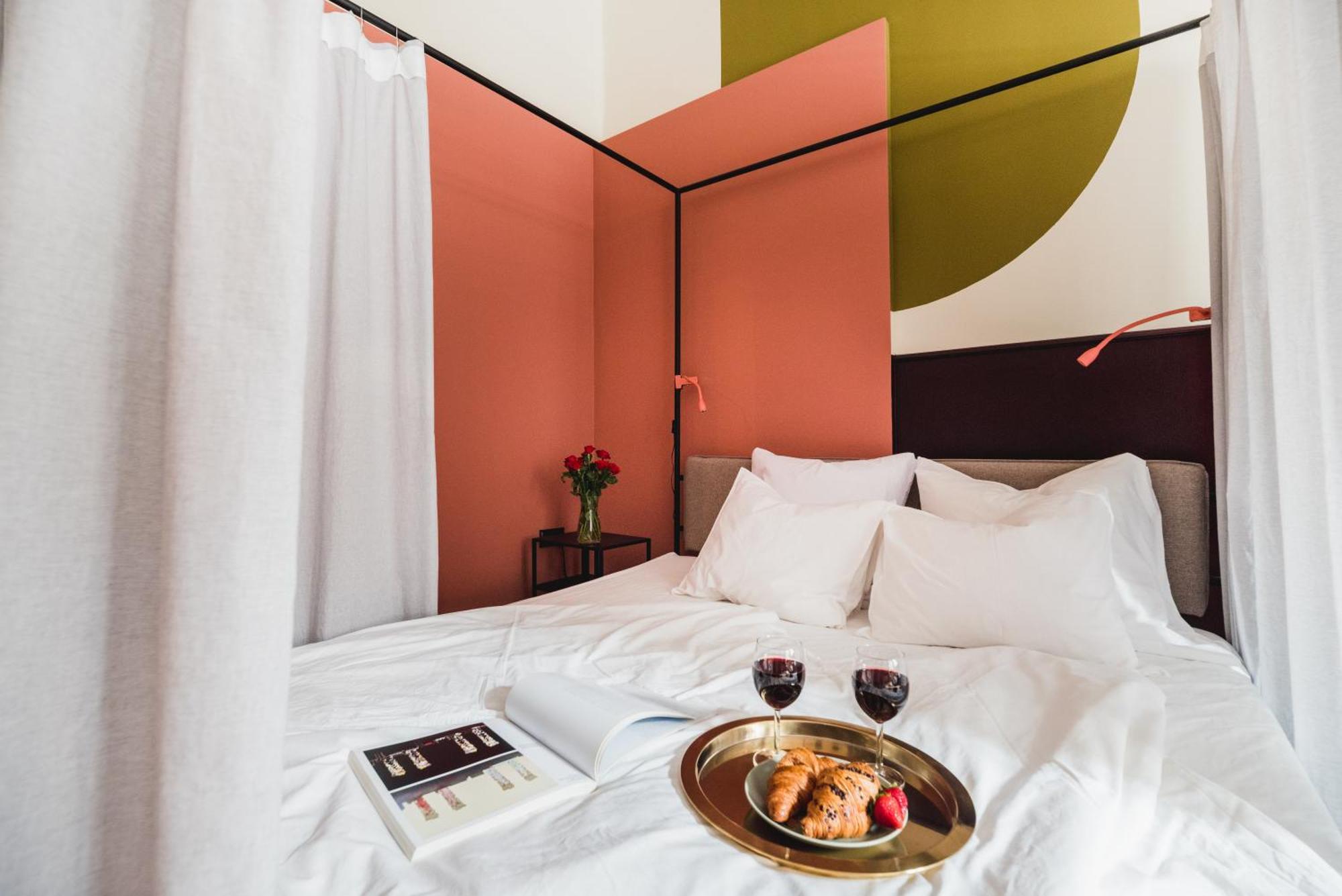 Quiet Luxury On Florianska Apartment Krakow Luaran gambar