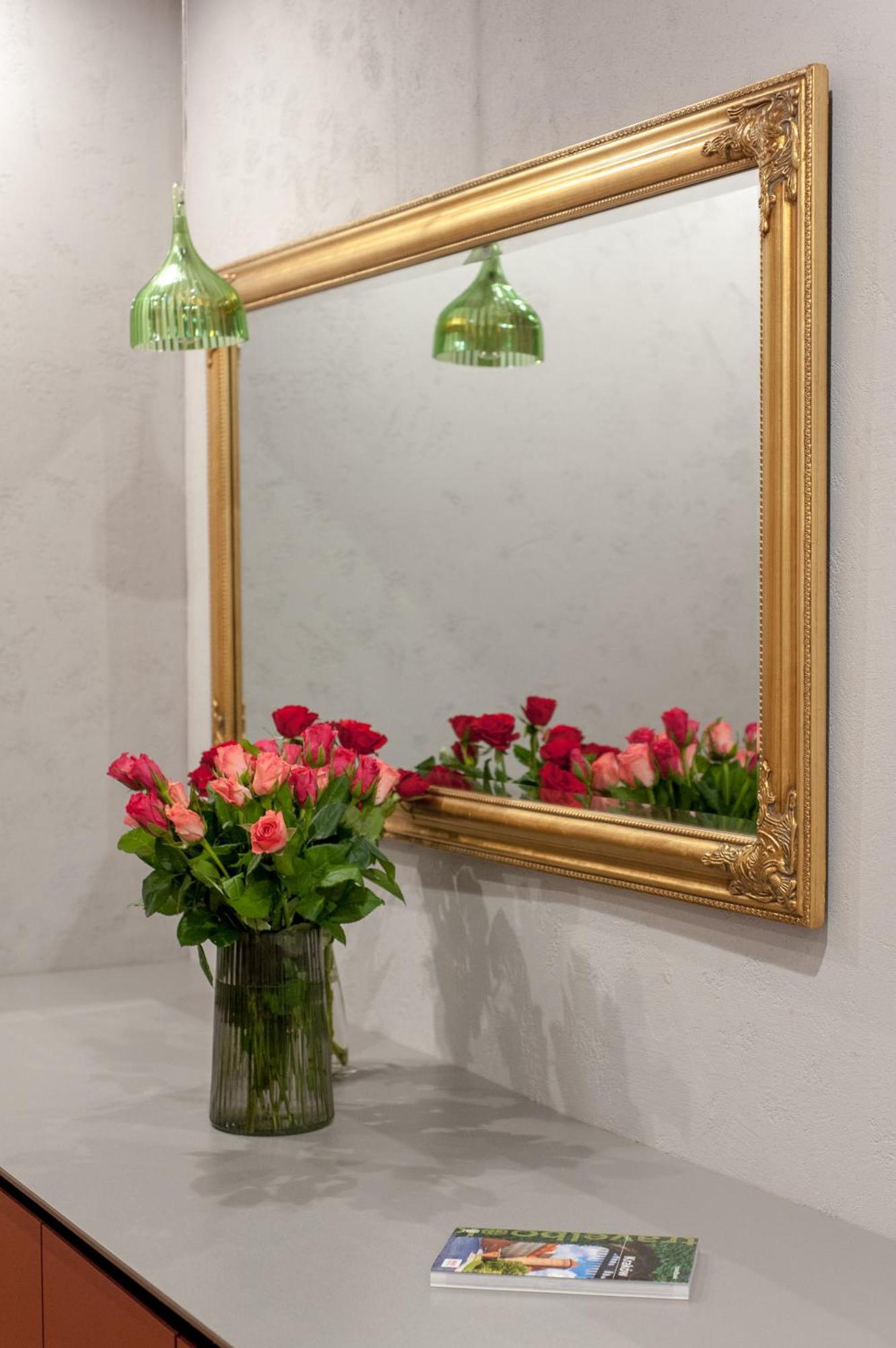 Quiet Luxury On Florianska Apartment Krakow Luaran gambar