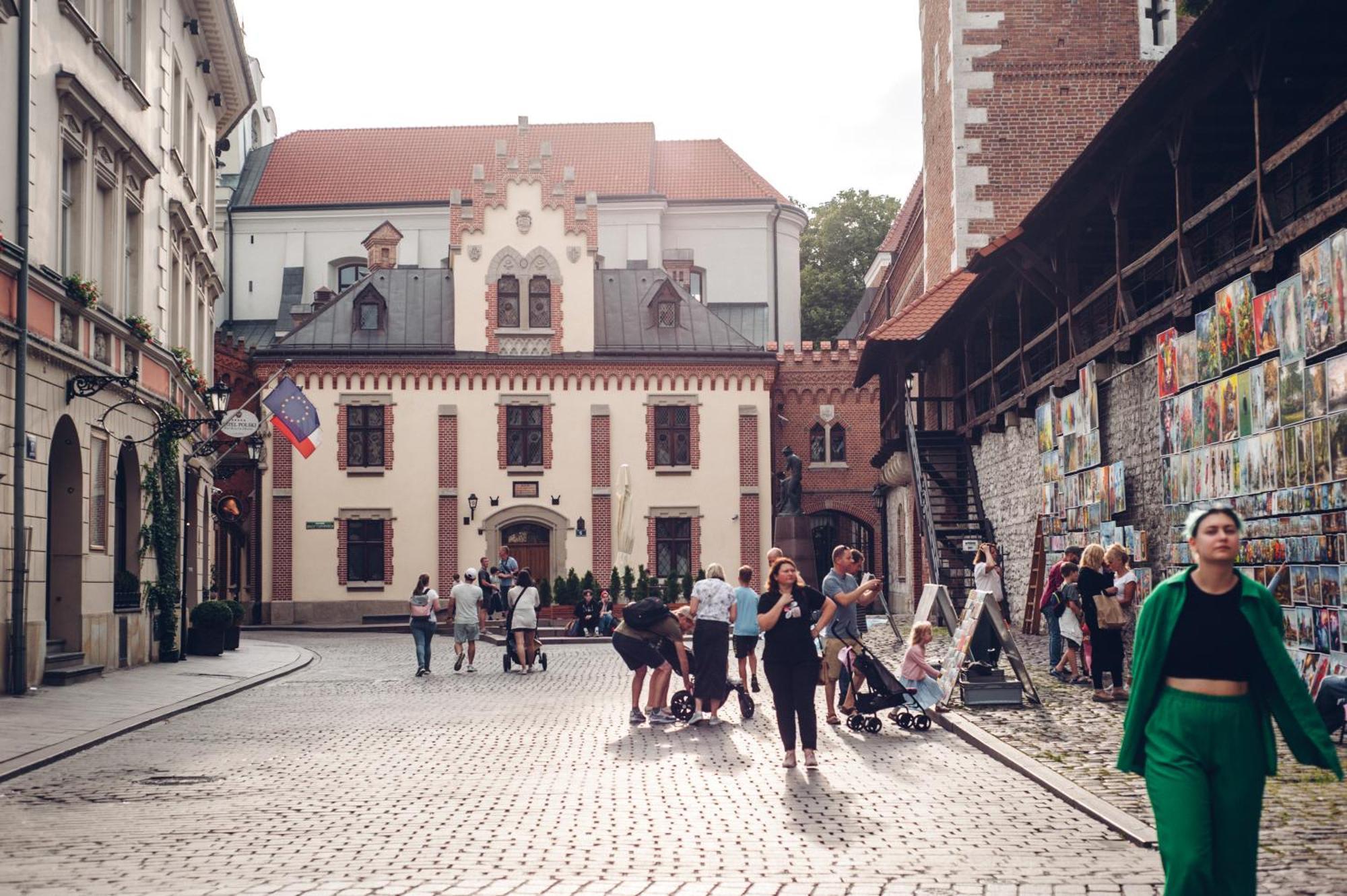 Quiet Luxury On Florianska Apartment Krakow Luaran gambar